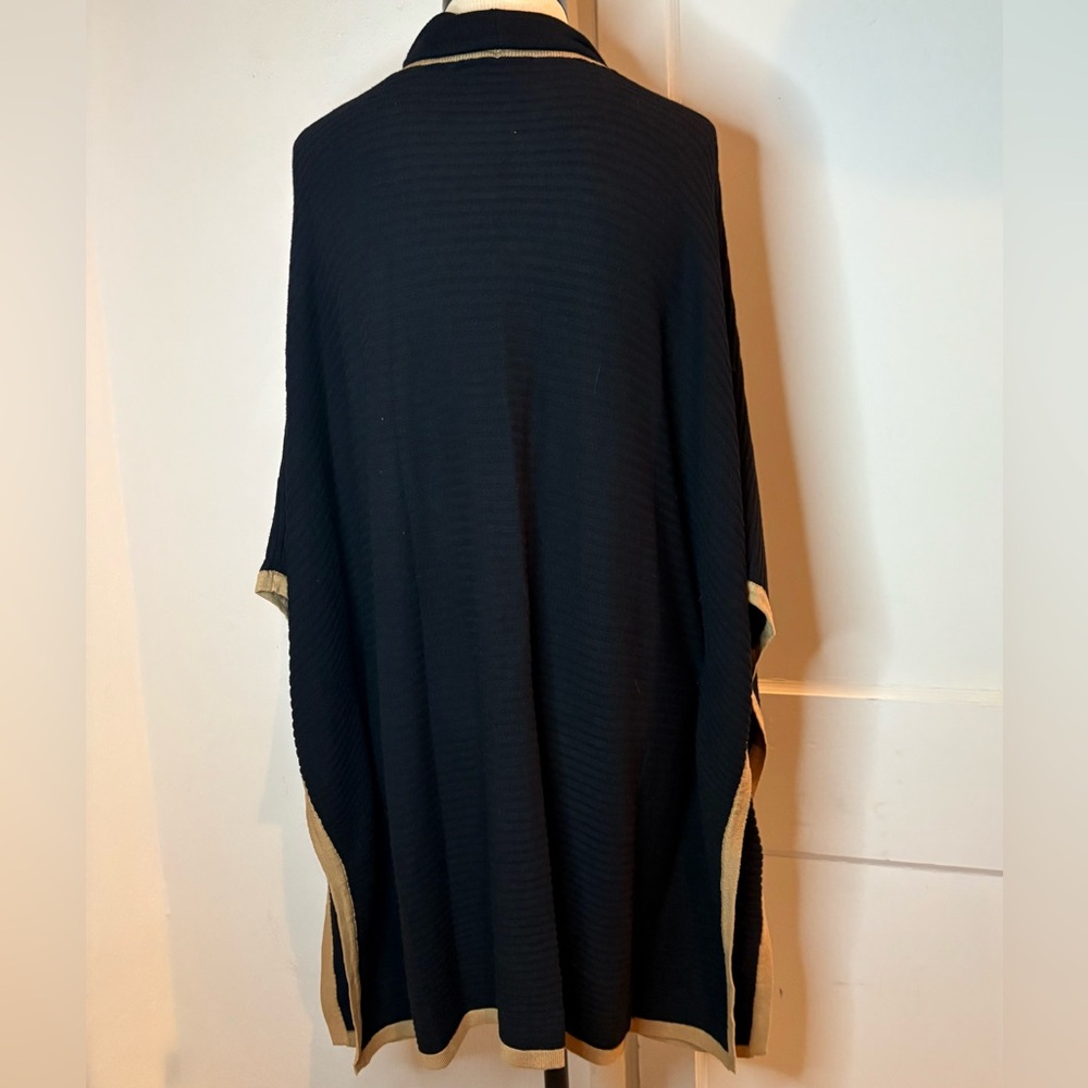 August Silk knit cardigan sweater cape - Picture 3 of 6